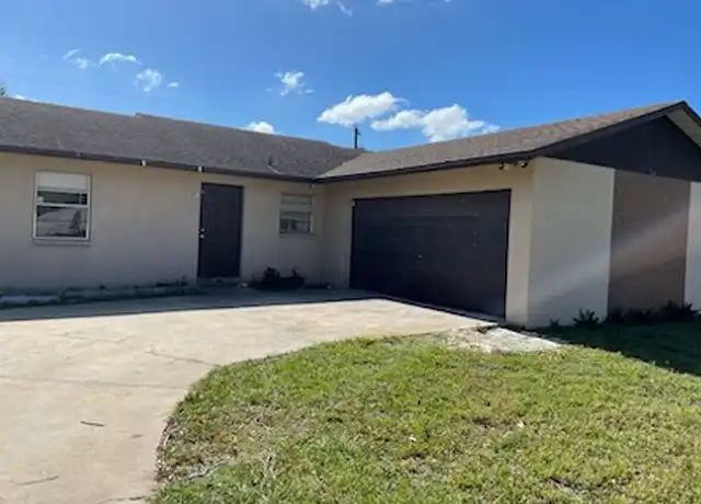Property at 804 64th Ave E, Bradenton, FL, 34203, 3 beds, 2 baths, [object Object]