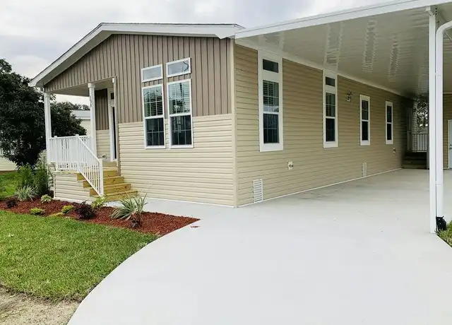 Property at 515 Plymouth St, Vero Beach, FL, 32966, 3 beds, 2 baths, [object Object]