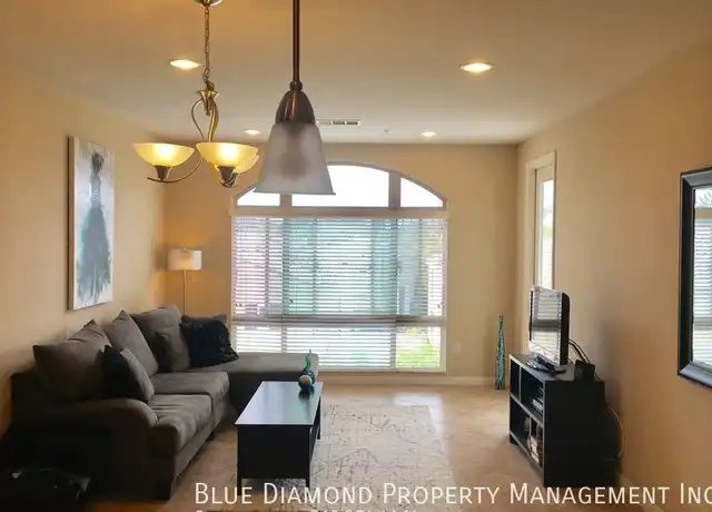Property at 3887 Pell Pl #418, San Diego, CA, 92130, 1 bed, 1 bath, [object Object]