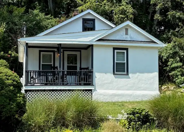 Property at 79 Waterside Ave, Northport, NY, 11768, 2 beds, 1 bath, [object Object]