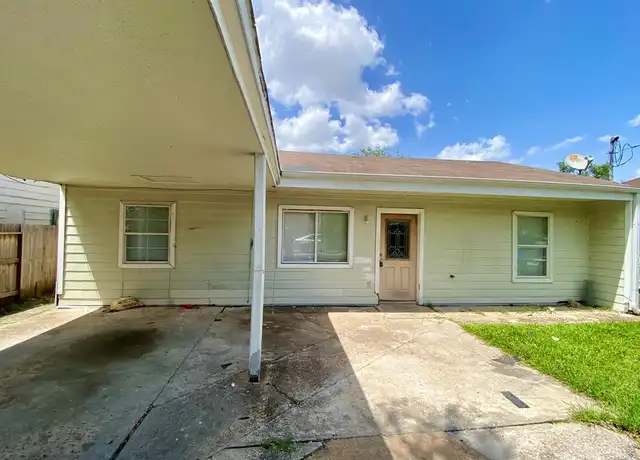 Property at 7215 Force St, Houston, TX, 77020, 2 beds, 1 bath, [object Object]