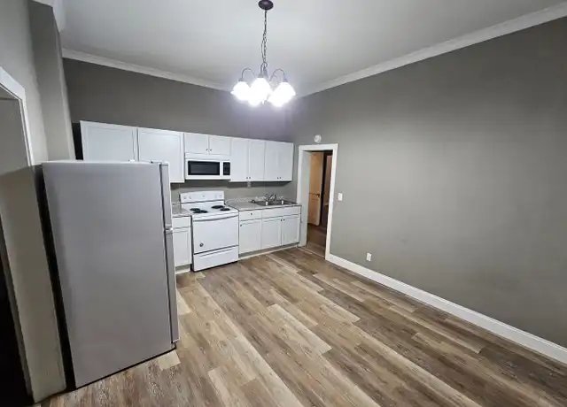 Property at 715 Fulton St, Wausau, WI, 54403, 2 beds, 1 bath, [object Object]