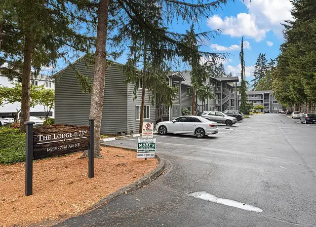 Photo of 18235 73rd Ave NE, Kenmore, WA 98028