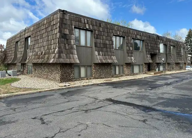 Property at 2316 S Cliff Ave Apt 2, Sioux Falls, SD, 57105, 1 bed, 1 bath, [object Object]