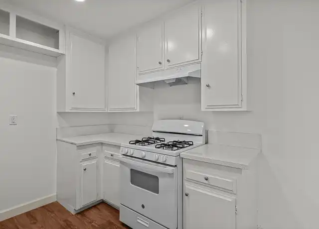 Property at Crestview Apartments - 7925 Stewart and Gray Rd, Downey, CA, 90241, 2 beds, 1 bath, [object Object]