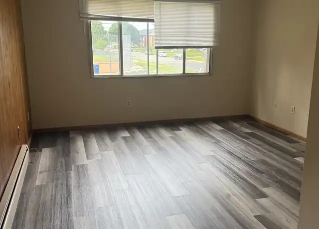 Property at 464 Pullman Ave, Saint Paul Park, MN, 55071, 2 beds, 1 bath, [object Object]