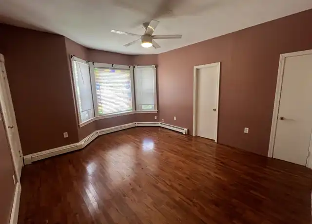 Property at 183 Connors St Unit 2, Gardner, MA, 01440, 2 beds, 1 bath, [object Object]