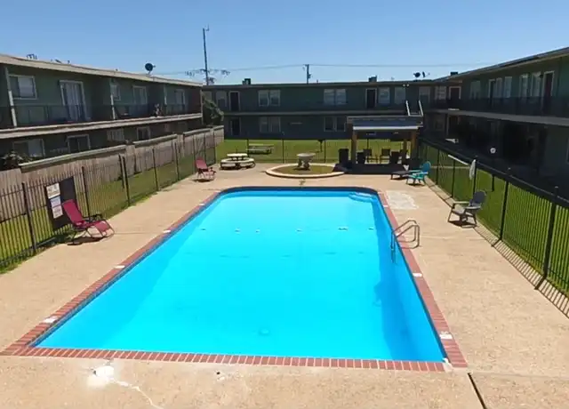 Property at 2001 Brady Ave Unit 204, Brownwood, TX, 76801, 2 beds, 1 bath, [object Object]