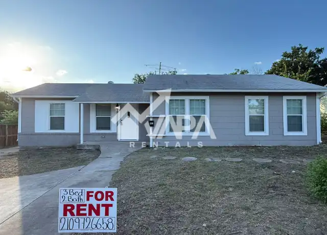 Property at 239 Erskine Pl, San Antonio, TX, 78201, 3 beds, 2 baths, [object Object]