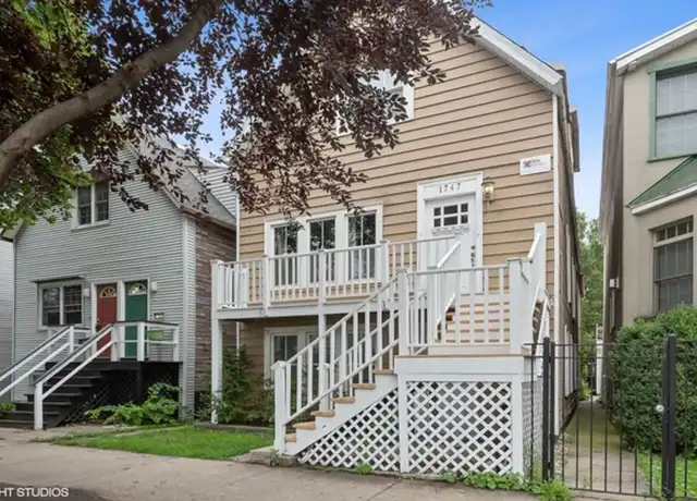 Property at 1747 W Newport Ave #3, Chicago, IL, 60657, 2 beds, 1 bath, [object Object]