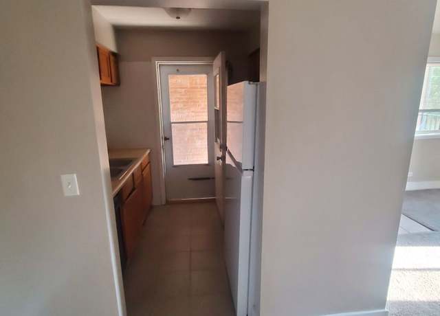 Photo of 306 Wilson Ave Unit G, West Chicago, IL 60185