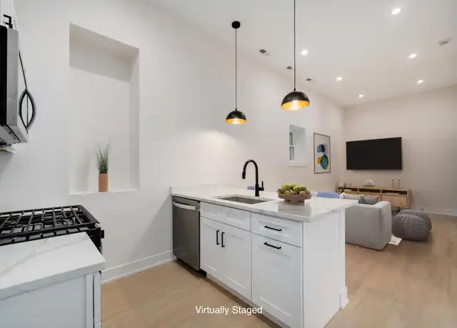 Property at 2455 W Armitage Ave Unit 1R, Chicago, IL, 60647, 2 beds, 1 bath, [object Object]