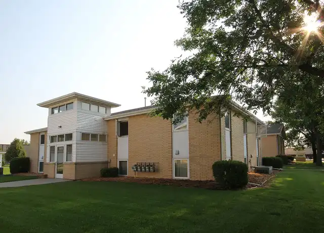 Property at Prairie View Apartments - 1111 20th Ave S, Moorhead, MN, 56560, 2-3 beds, 1-2 bath, [object Object]
