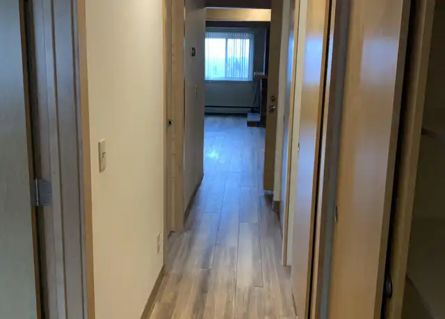 Property at 1027 Delmar Ct, Minot, ND, 58703, 2 beds, 1 bath, [object Object]