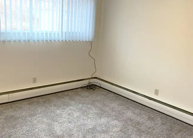 Property at 1027 Delmar Ct, Minot, ND, 58703, 2 beds, 1 bath, [object Object]