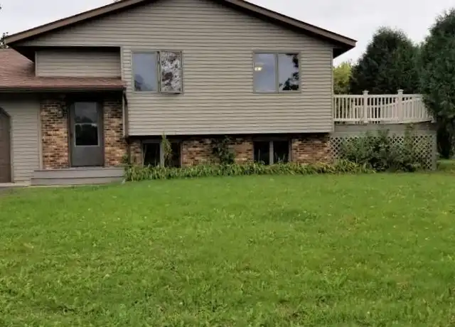 Property at 502 Prairie Ln, Hudson, WI, 54016, 3 beds, 2 baths, [object Object]