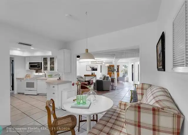 Property at 4412 NE 21st Ave Unit 1UNIT 2, Fort Lauderdale, FL, 33308, 3 beds, 3 baths, [object Object]