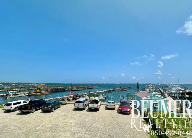 Property at 10115 Sinton Dr, Pensacola, FL, 32507, 3 beds, 2.5 baths, [object Object]