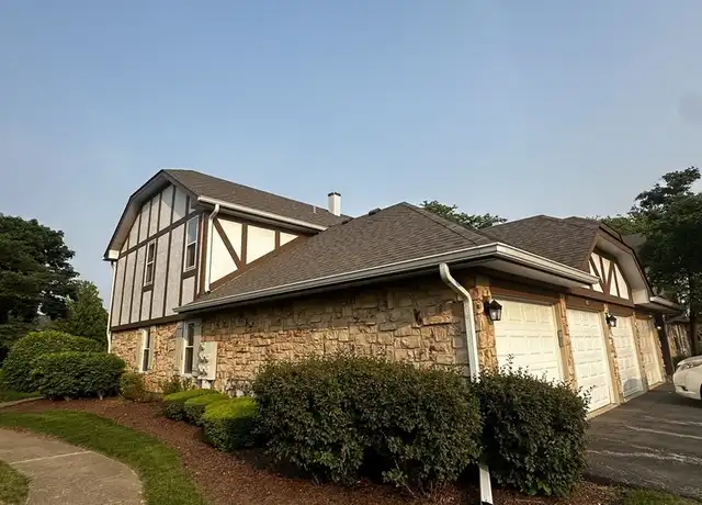 Property at 1327 Coventry Cir Unit 1327, Vernon Hills, IL, 60061, 2 beds, 2 baths, [object Object]