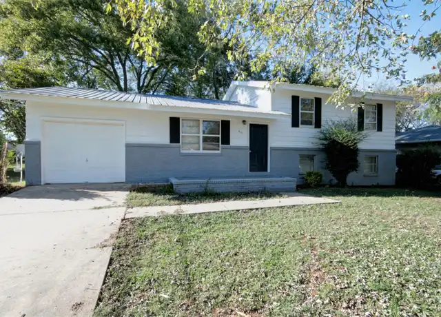 Property at 611 Dawson Ter NW, Huntsville, AL, 35811, 4 beds, 3 baths, [object Object]