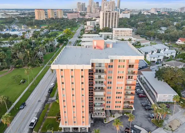 Property at 1120 N Shore Dr NE #402, Saint Petersburg, FL, 33701, 2 beds, 2 baths, [object Object]