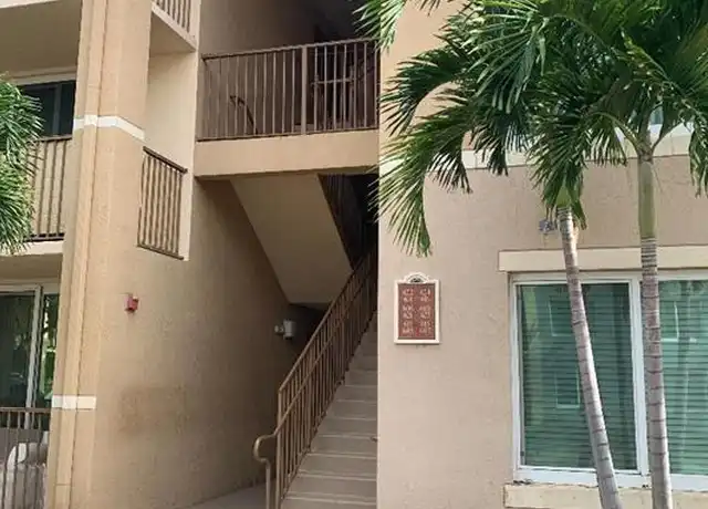 Property at 615 Villa Cir, Boynton Beach, FL, 33435, 2 beds, 2 baths, [object Object]