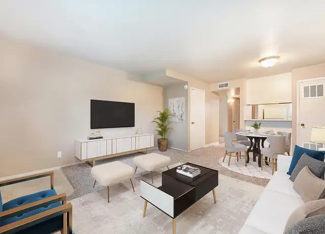 Photo of 351 E Monte Vista Ave, Turlock, CA 95382