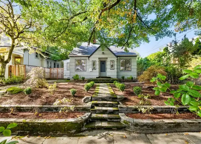 Property at 3025 NE 8th Ave, Portland, OR, 97212, 2 beds, 1 bath, [object Object]