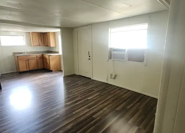 Property at 1461 33rd St NW, Winter Haven, FL, 33881, 2 beds, 1 bath, [object Object]