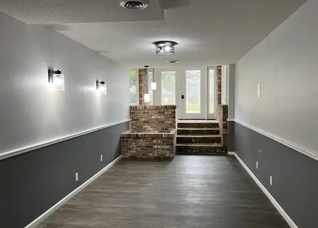Property at 902 Wraywood Dr Unit 112, Fort Dodge, IA, 50501, 1 bed, 1 bath, [object Object]