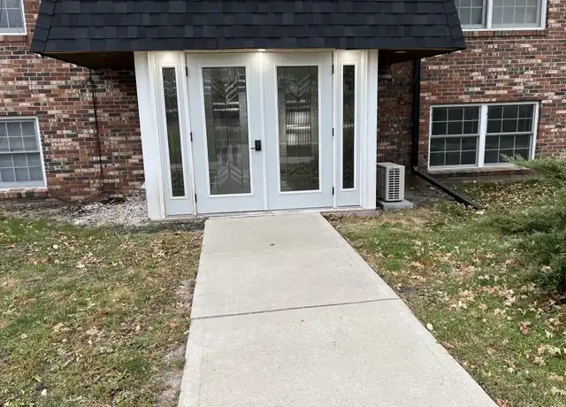 Property at 902 Wraywood Dr Unit 112, Fort Dodge, IA, 50501, 1 bed, 1 bath, [object Object]
