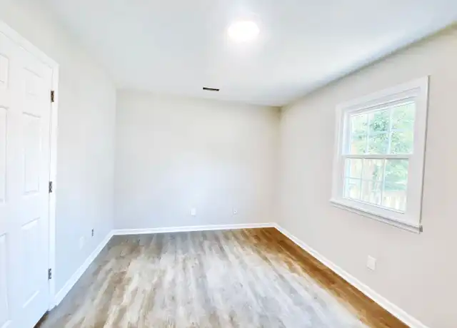 Property at 1065 Farm Pond Ln, Rock Hill, SC, 29732, 2 beds, 2 baths, [object Object]
