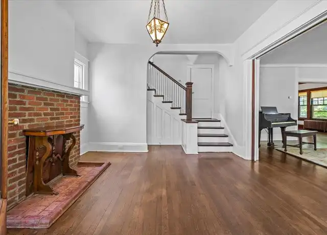 Property at 18 Elm Pl, Hastings on Hudson, NY, 10706, 4 beds, 2 baths, [object Object]