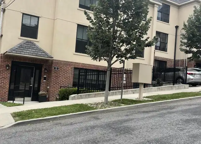 Property at 11 Highland Ave, Staten Island, NY, 10301, 3 beds, 1.5 baths, [object Object]