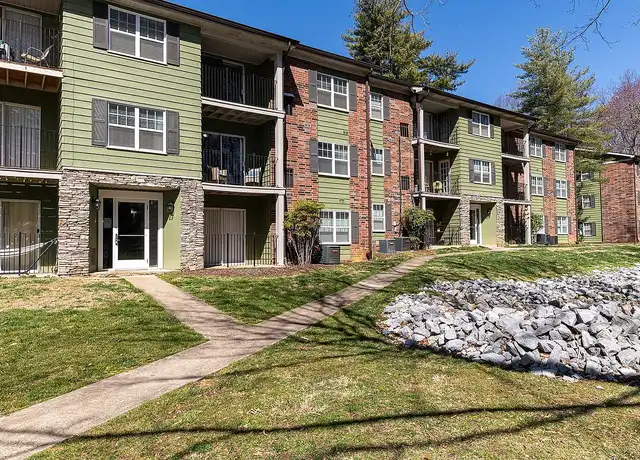 Property at Miller Crest - 1000 Sauvignon Dr, Johnson City, TN, 37604, 1 bed, 1 bath, [object Object]