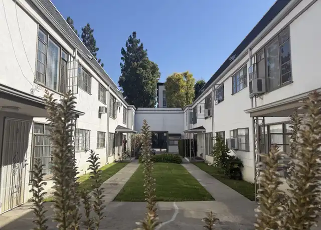 Property at 10970 Bluffside Dr, Studio City, CA, 91604, 1 bed, 1 bath, [object Object]