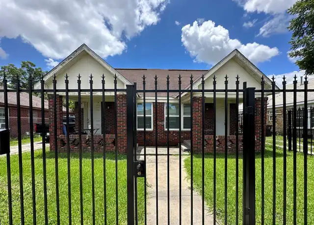 Property at 5024 Jefferson St, Houston, TX, 77023, 1 bed, 1 bath, [object Object]