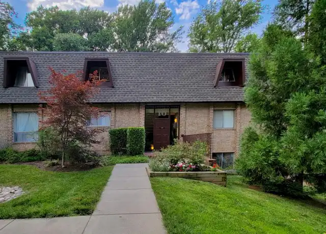Property at 11616 Vantage Hill Rd Unit 11B, Reston, VA, 20190, 2 beds, 2 baths, [object Object]