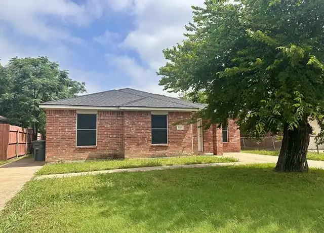 Property at 1949 Kraft St, Dallas, TX, 75212, 3 beds, 2 baths, [object Object]