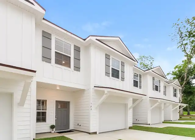 Property at Cottages at Port Washington - 4804 Port Washington Ln, Orange Beach, AL, 36561, 3 beds, 2.5 baths, [object Object]