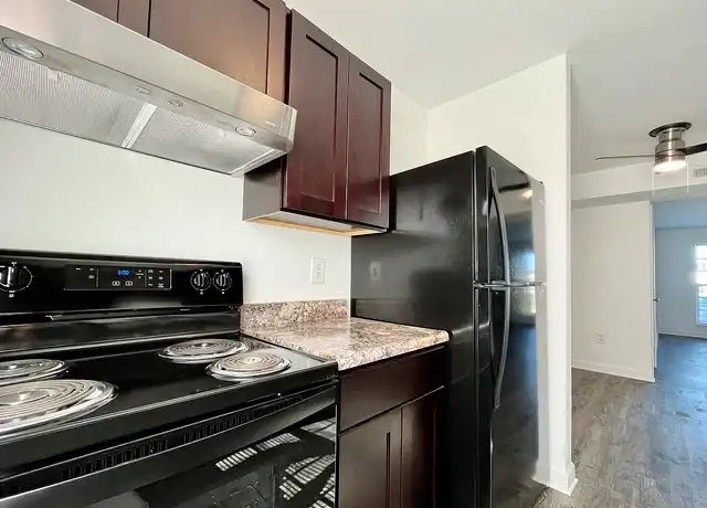 Property at Autumn Ridge Apartments - 114 Nancy Dr, Suffolk, VA, 23434, 1-3 bed, 1 bath, [object Object]