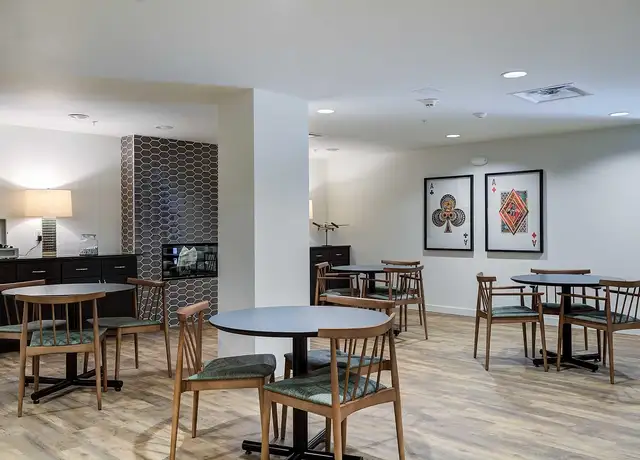 Photo of 21212 International Blvd, Seatac, WA 98198