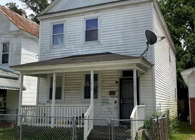 Property at 1034 26th St, Newport News, VA, 23607, 4 beds, 2 baths, [object Object]