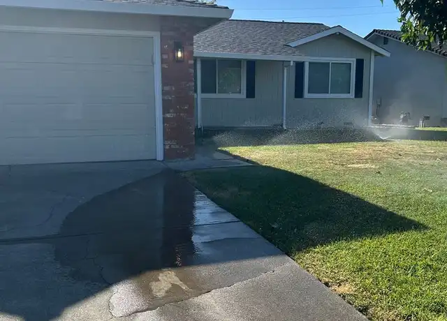 Property at 330 Shasta Dr, Vacaville, CA, 95687, 4 beds, 2 baths, [object Object]