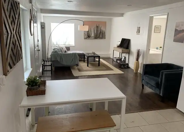 Property at 3036 Union St Unit C, Oakland, CA, 94608, 2 beds, 1 bath, [object Object]