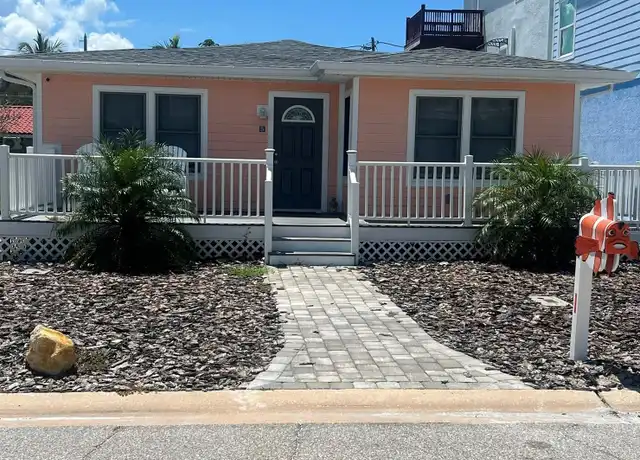 Property at 5 82nd Ave, Treasure Island, FL, 33706, 2 beds, 1 bath, [object Object]
