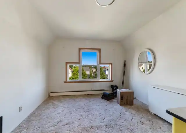 Property at 1117 Hammond Ave Unit 1, Superior, WI, 54880, 1 bed, 1 bath, [object Object]
