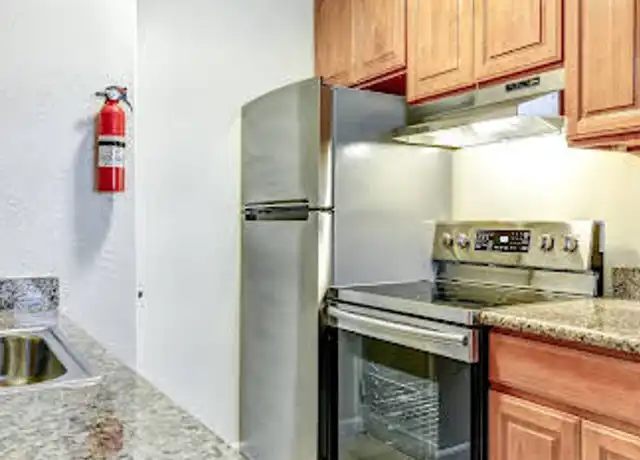 Property at 3024 Fruitvale Ave Unit 11, Oakland, CA, 94602, 3 beds, 1 bath, [object Object]