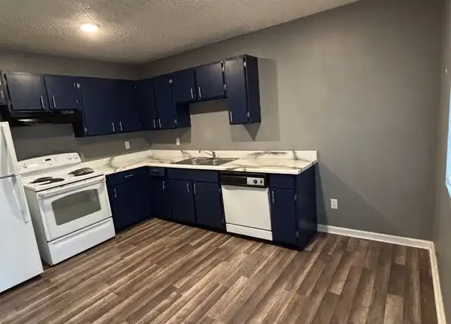 Property at 984 E Saxony Dr Unit 11, Pueblo West, CO, 81007, 2 beds, 1 bath, [object Object]