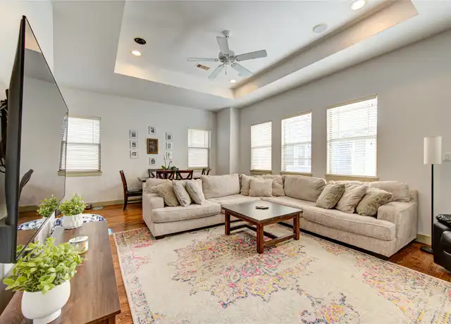Property at 1718 W 25th St, Houston, TX, 77008, 2 beds, 2 baths, [object Object]